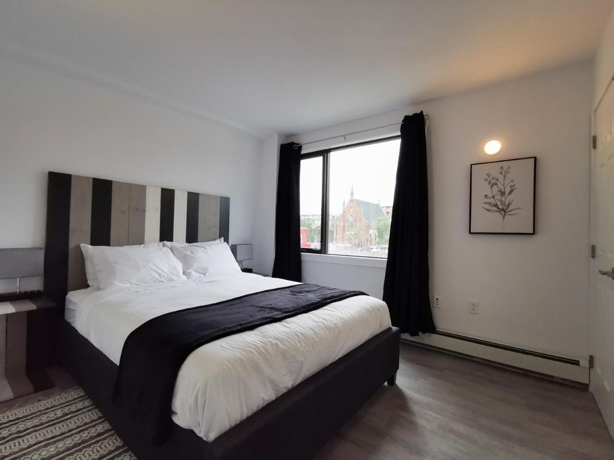 Cameo Hotel And Suites 핼리팩스 외부 사진